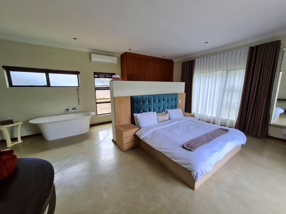 No 16 Elements - 5 Bedroom Beauty
